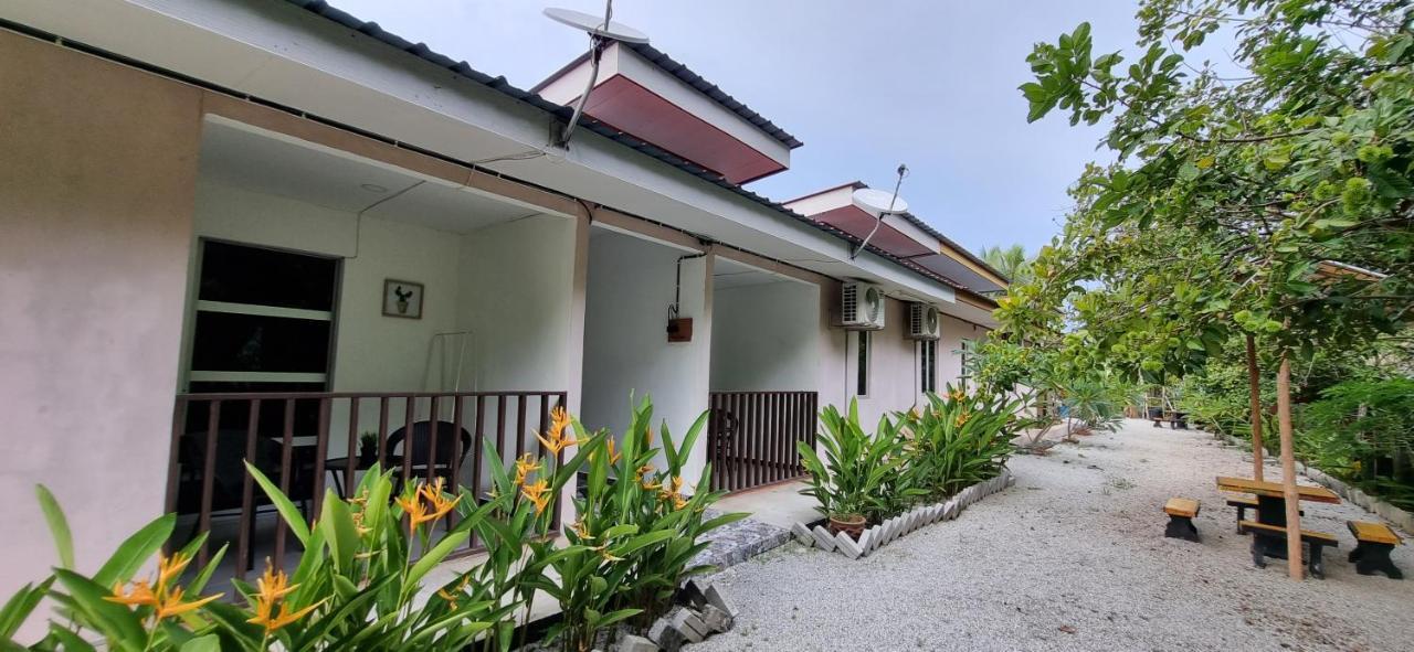 Seven Stones Langkawi Bed and Breakfast Pantai Cenang  Εξωτερικό φωτογραφία