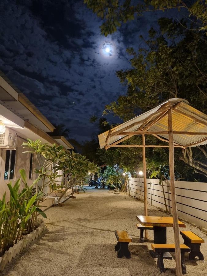 Seven Stones Langkawi Bed and Breakfast Pantai Cenang  Εξωτερικό φωτογραφία